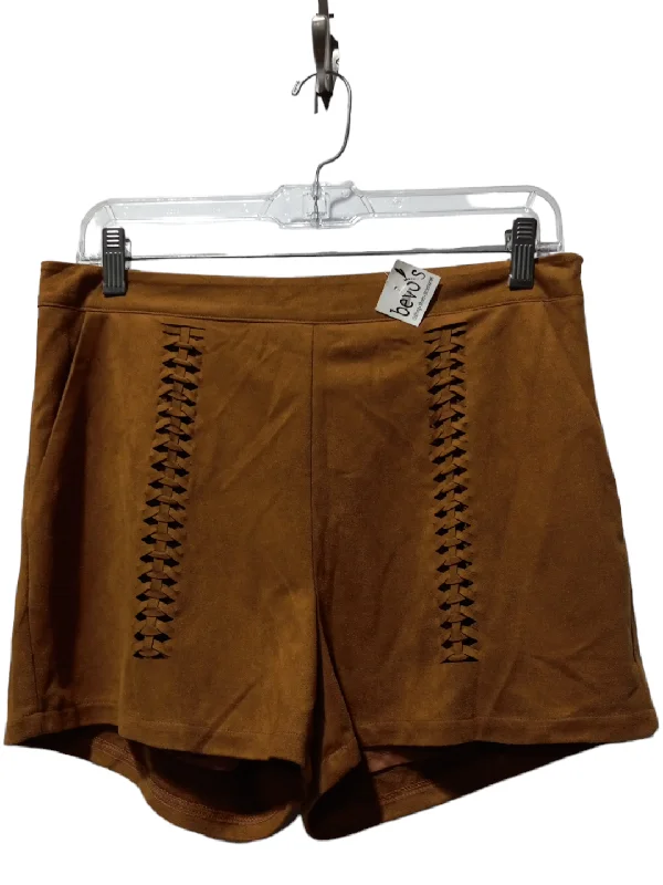 Utility Shorts-Shorts By Loveriche  Size: M