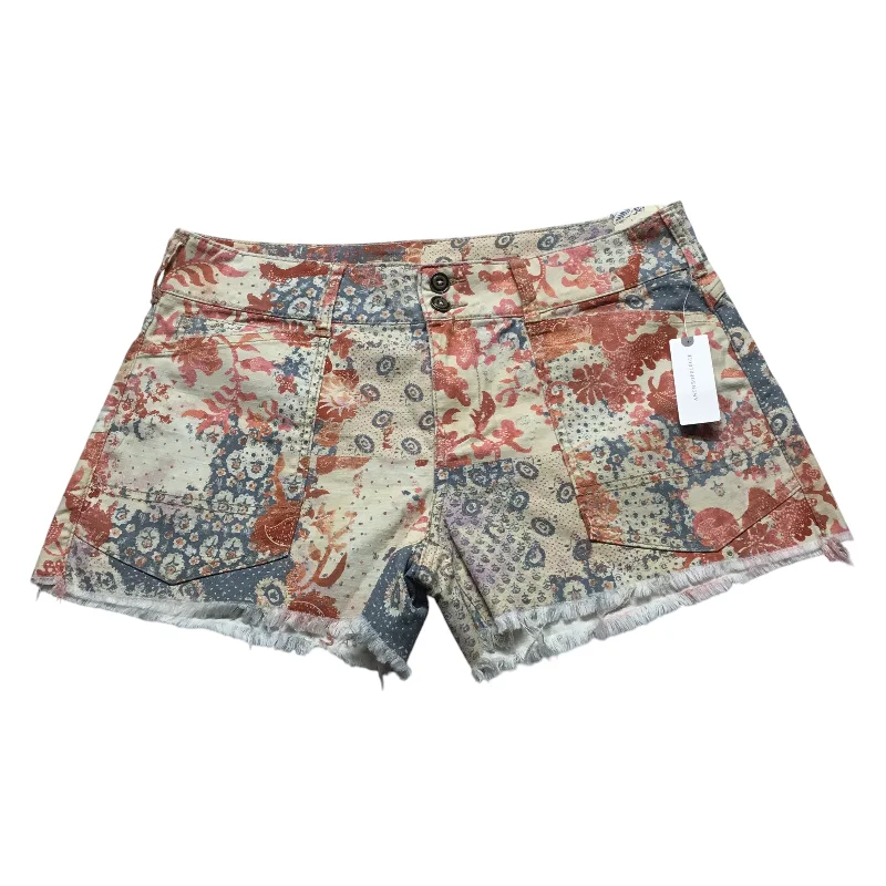 Trendy Shorts-Shorts By Pilcro In Multi-colored, Size: 10