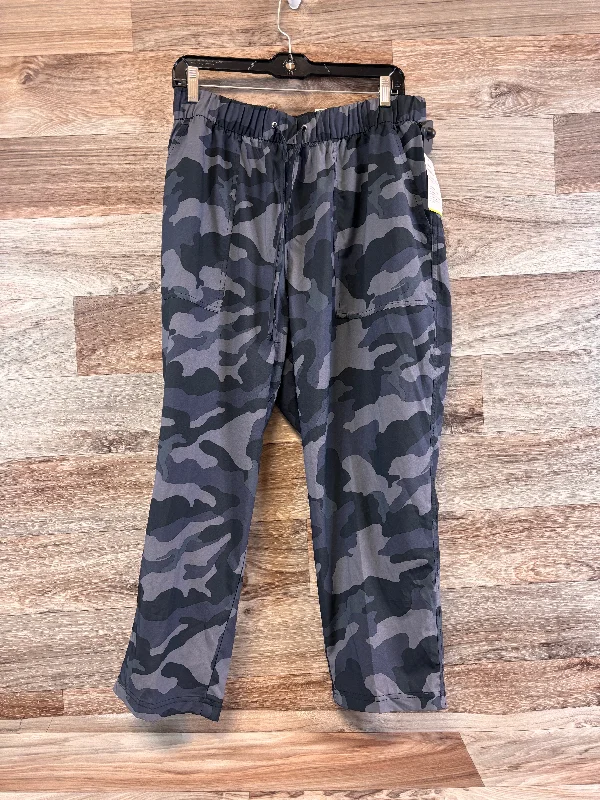 Printed Joggers-Athletic Pants By Old Navy In Camouflage Print, Size: Xl