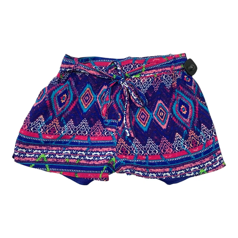 Trendy Shorts-Shorts By Blue Rain In Blue, Size: S