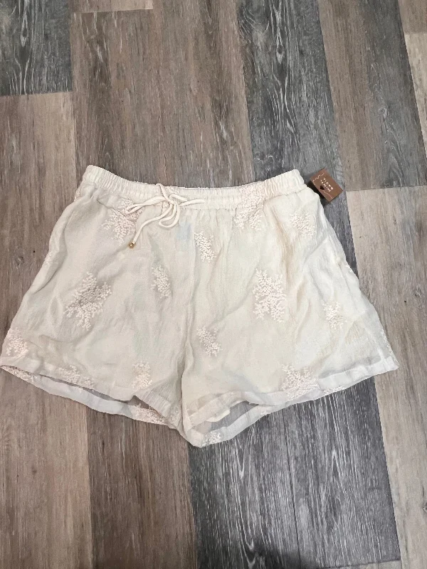 Plaid Shorts-Shorts By Taelynn In Cream, Size: L