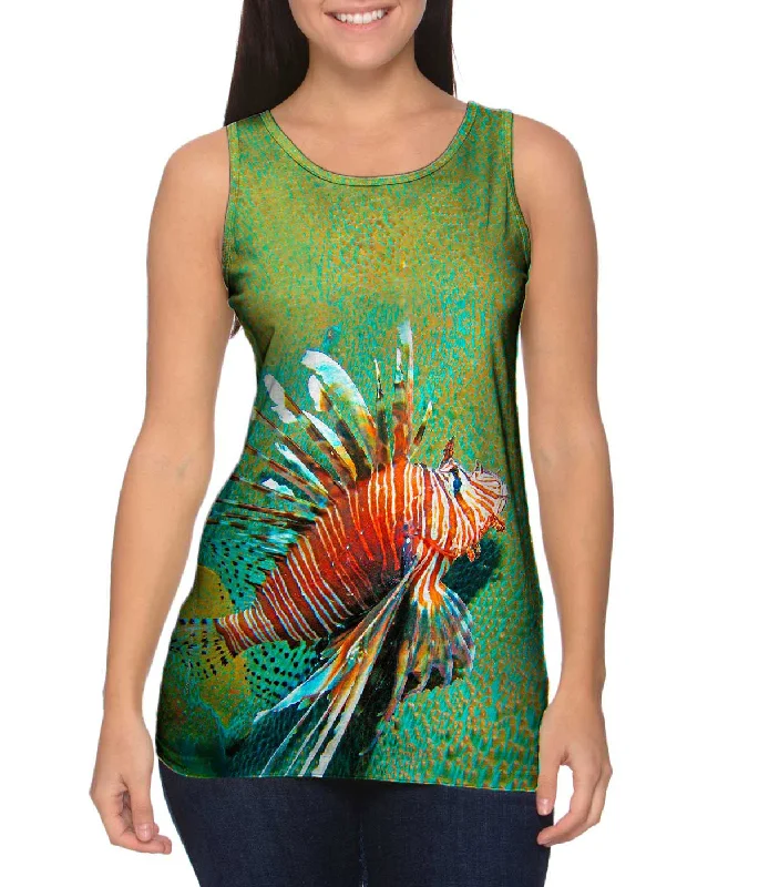 Running Tank-Lionfish Growl Underwater