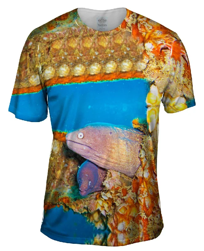 Funny Saying T-shirt-Two Moray Eels Underwater