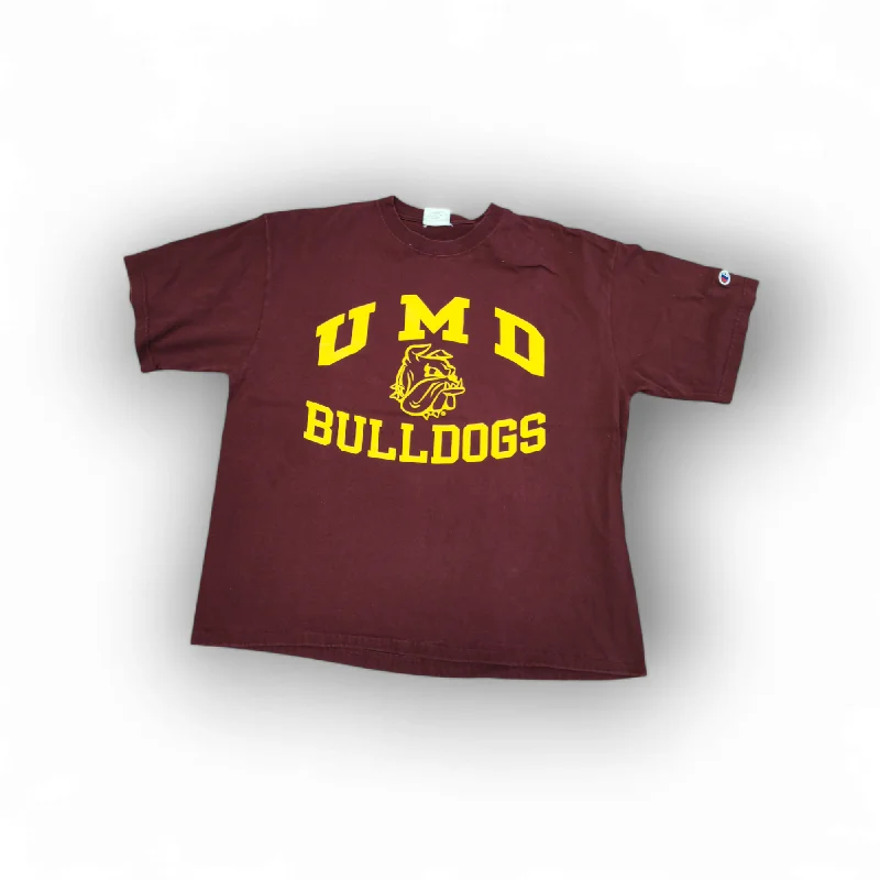 Plaid Shirt-Womens Champion UMD Bulldogs NCAA T Shirt, Burgundy, Size XL